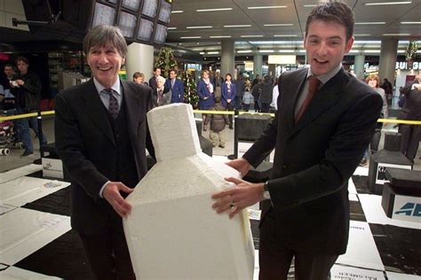 G11Sven's tweet photo. 2️⃣ Gerlach #masonslaafje Cerfontaine
'Man' (?) v Pia Dijkstra🚩. Pres. dir. @Schiphol🚩. In RvT's @Filmfonds & @OLVG & @CBR etc🚩. Chipshol affaire🚩. #FtM = inverted couple? #Shill.
#PiramidHands
#CheckerboardFloor ◾️◽️
#InvertedCouple?
#Davos #WEF 1999! https://t.co/fJeA96dLWW