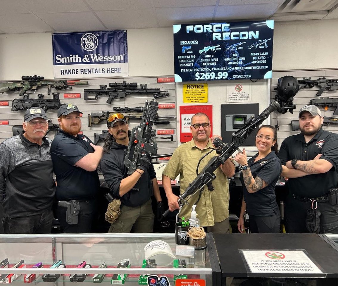 Gunstore tweet picture