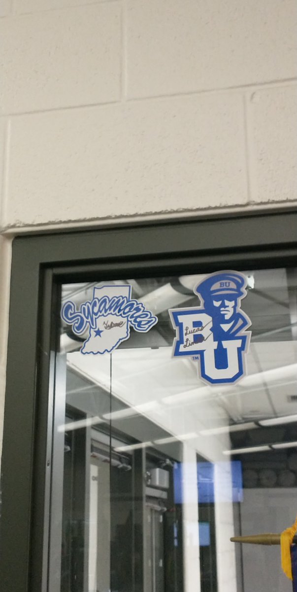 C_glon58's tweet photo. Added two new cable machines to our wall for big backs. Also starting a tradition of having current seniors in class that are committed to play collegiate sports recognized in our office window. Go Warriors 🪓 https://t.co/QI5g49SdTU