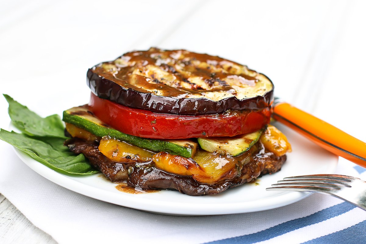 AnnaVocino's tweet photo. My taste buds are doing the happy dance! 😋 Whip up The Stack and get ready for a flavor fiesta! #mouthwatering #eathappy #veggiedish #recipefun #foodie Recipe in Eat Happy! https://t.co/rXVWPPnhOx https://t.co/vRZm4tUDXz