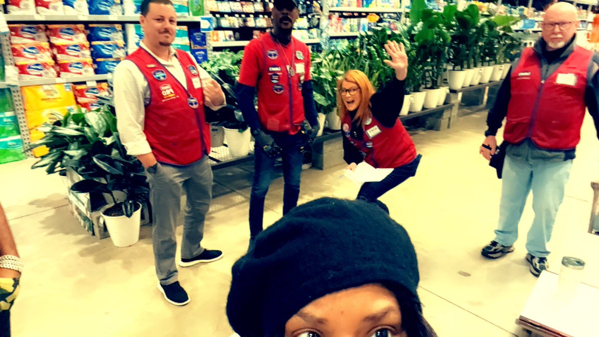 Look who joined us at our morning meeting here at 1713 <a href="/BenitoKomadina/">Benito.Komadina@Lowes</a> <a href="/PresnellLars/">Lars Presnell</a> <a href="/anthonybutts3/">anthony butts</a> <a href="/AmyMill16228558/">Amy Miller</a> <a href="/Modesta88197667/">Modesta Lamb</a>..”Lets’s get that pipeline rolling!!” #1713 #Pipeline #Safety #PROLoyalty #Credit