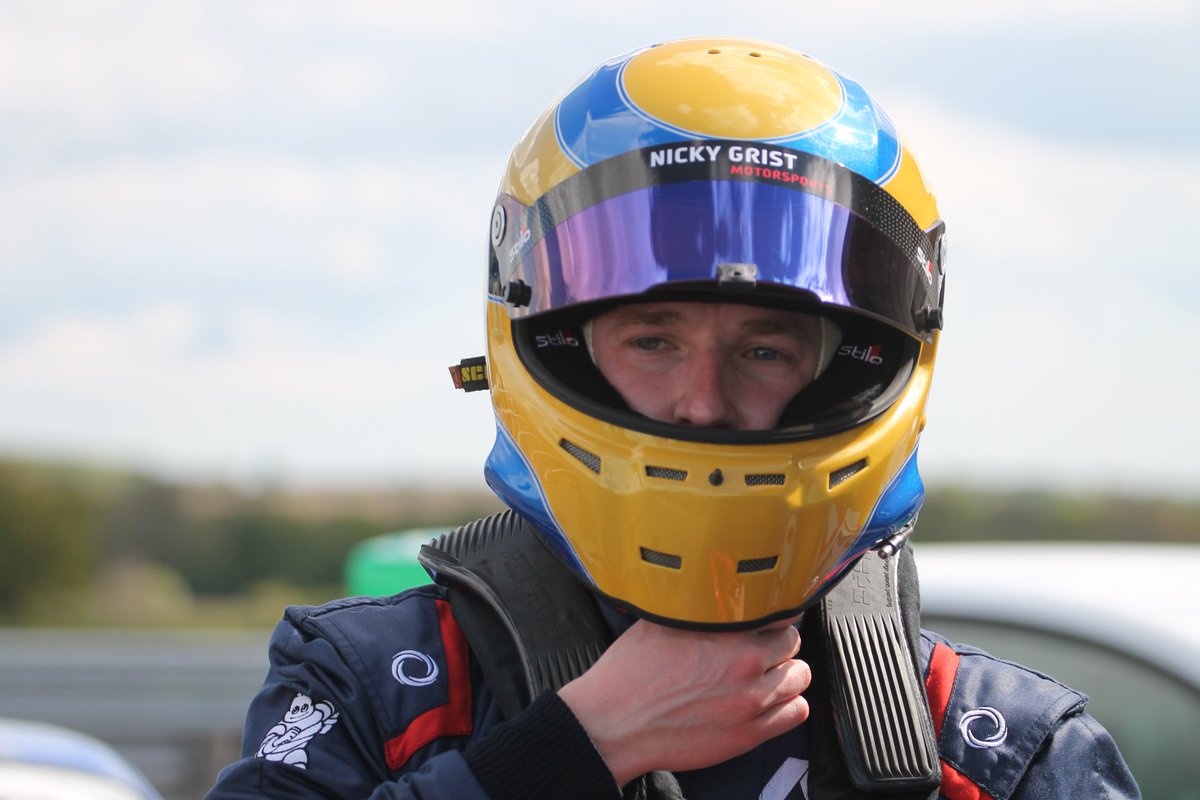 Ben Davis tweet media