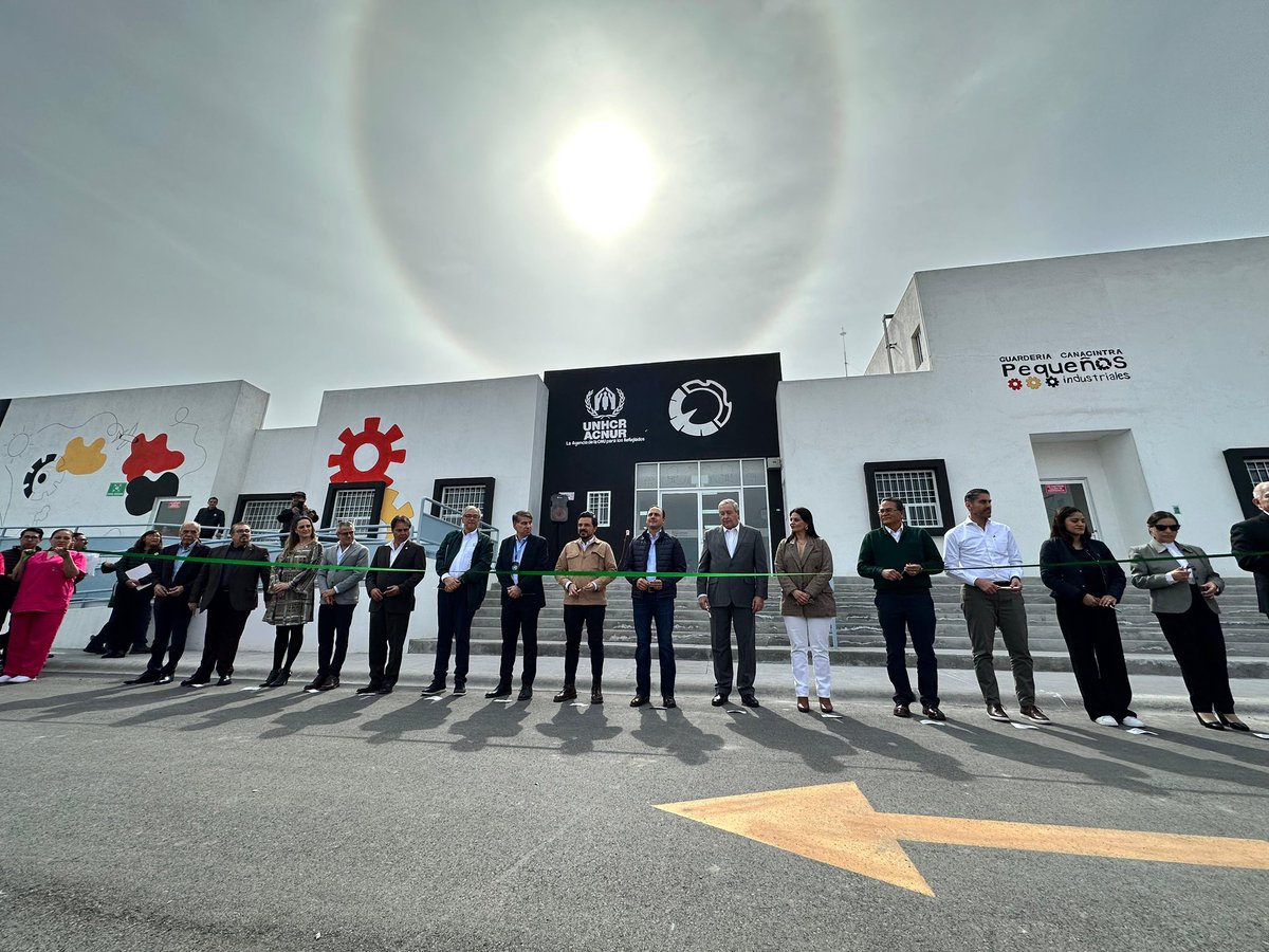En la inauguración de la Guardería en Empresa E-0009 "Pequeños Industriales" en #Saltillo. #CoahuilaPaDelante #APasosDeGigante