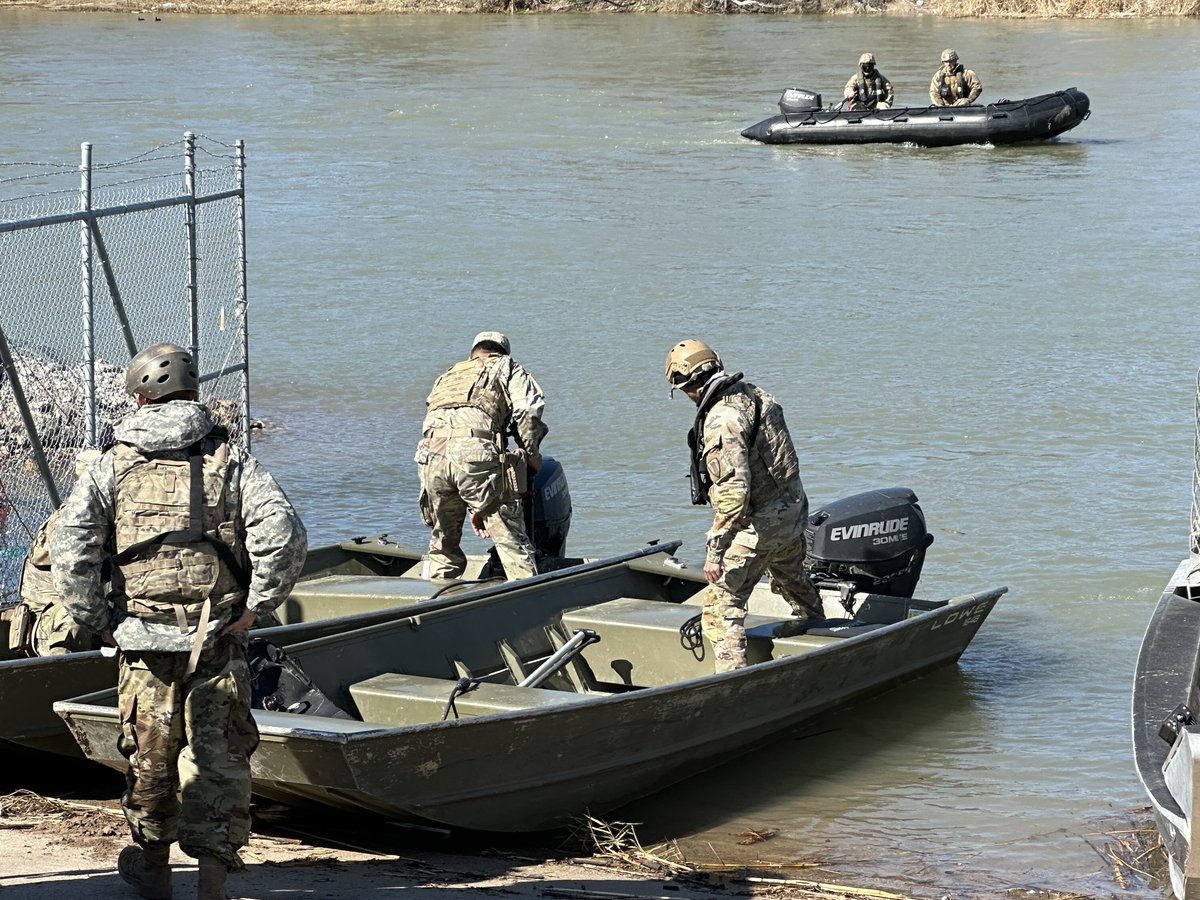 GregAbbott_TX's tweet image. The Texas National Guard is working around-the-clock to repel and deter illegal crossings near Shelby Park.

We will continue to hold the line.