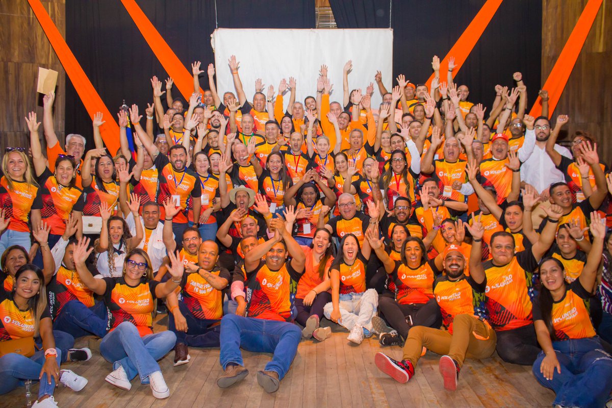 freddysuperlano's tweet photo. Somos millones los que entendemos que el país está muy por encima de cualquier interés personal.

Desde @voluntadpopular ratificamos una vez más estar del lado de la expresión popular manifestada el pasado 22 de octubre de 2023  y no es otra que del lado de @MariaCorinaYA https://t.co/txRmg7fWFc