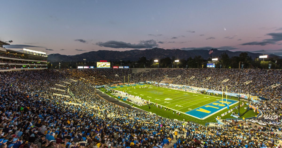 Appreciate @jerryneuheisel and @UCLAFootball for stopping by the Fed to talk about our players. Always appreciate you my guy.