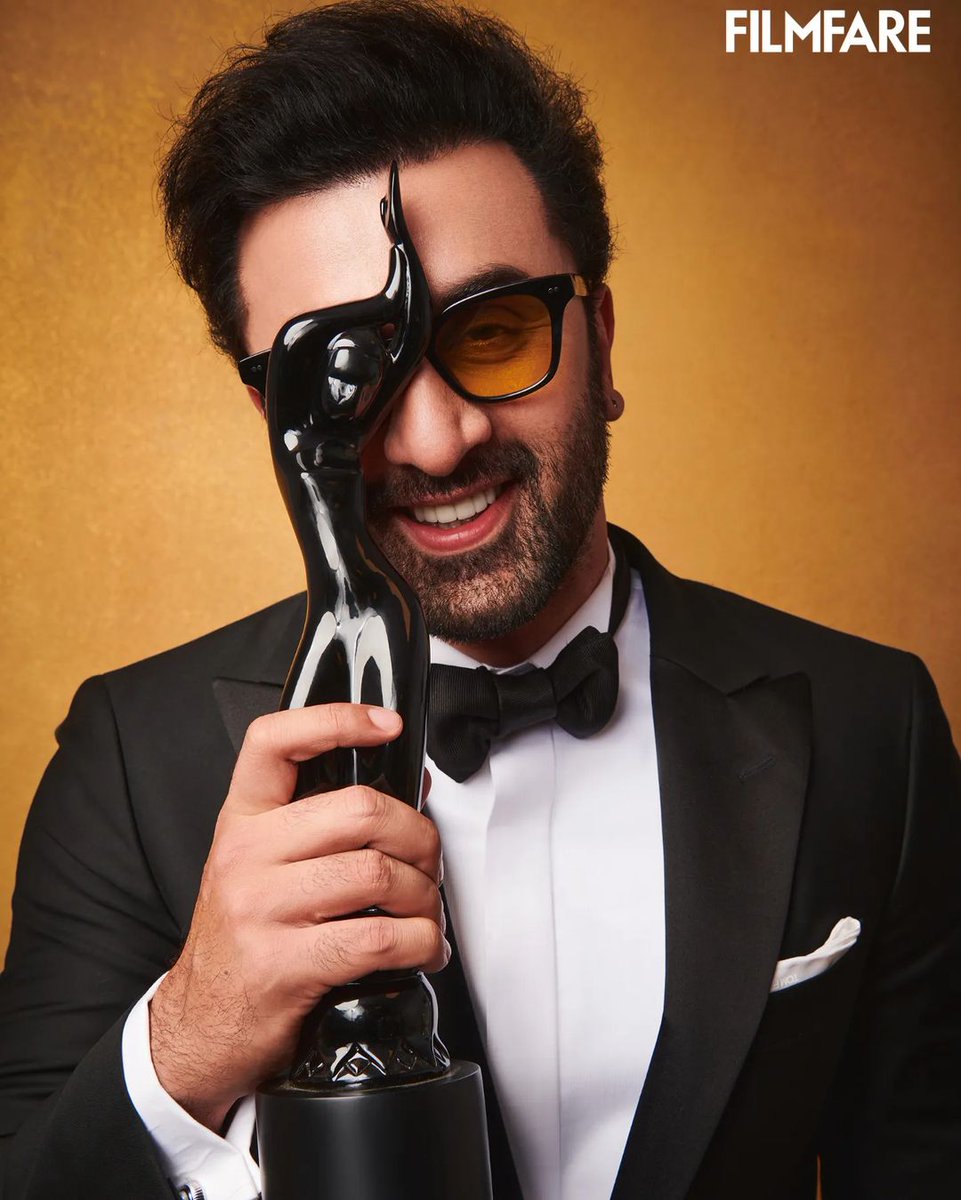 Hearty Congratulations to #RanbirKapoor for winning the award for Best Actor in a Leading Role (Male) for #Animal at the 69th #HyundaiFilmfareAwards2024 with #GujaratTourism. ❤️