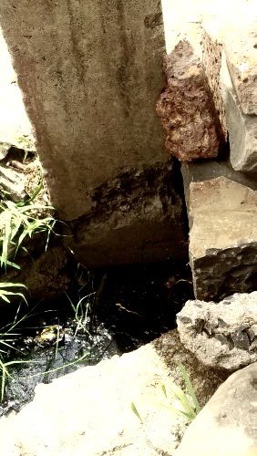 Anantmr9's tweet photo. Even after several applications n requests since 2016 GESCOM officers are not taking any action on broken electrical pole (life span of pole also over)situated near by our house, m completely fed up n unable to deal with this dept plz help me sir 🙏🏻. docket No.1001074322 https://t.co/dzyV6VUpXe