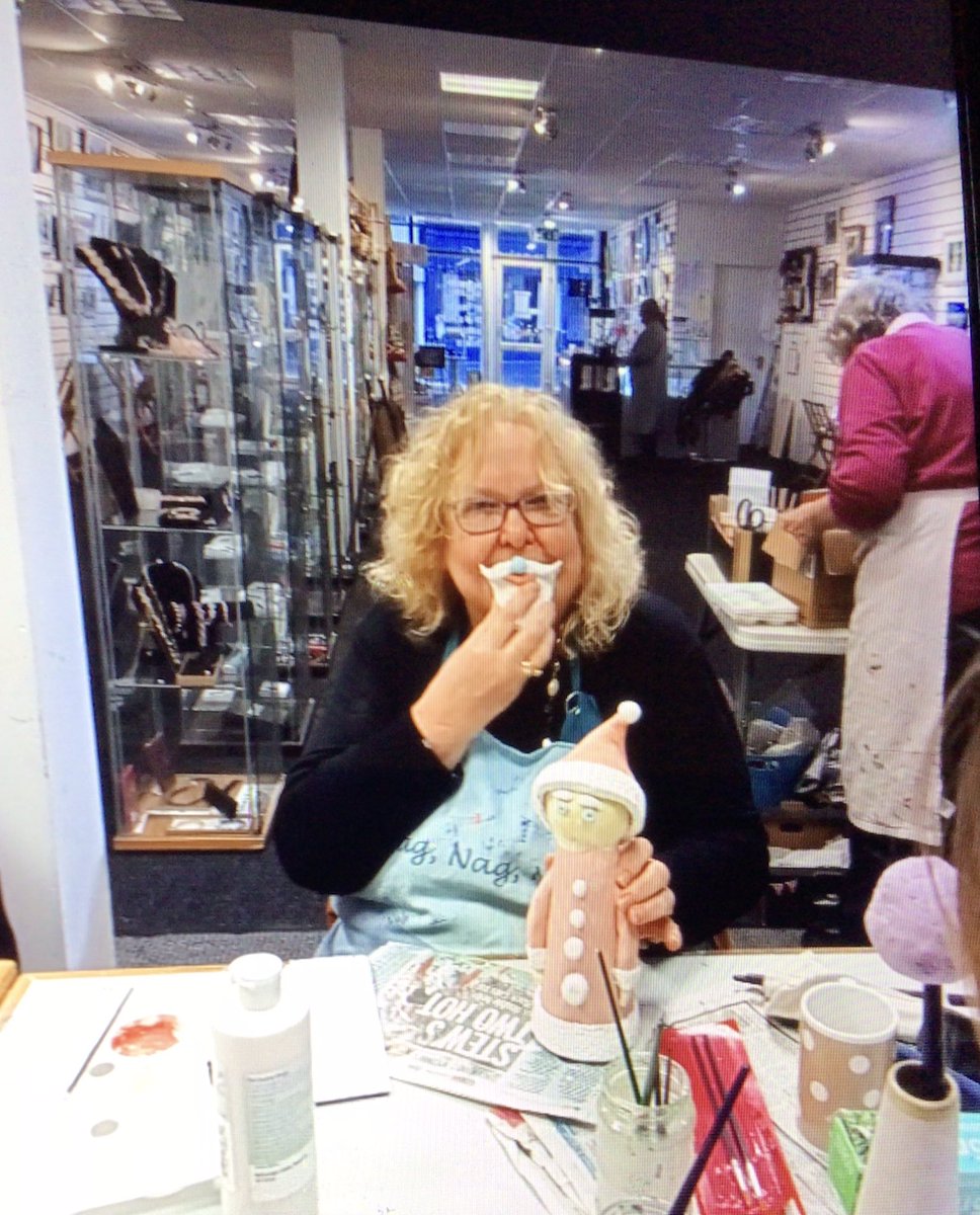 gallery_bay's tweet photo. Anne’s latest clay class. Our workshops are very popular. https://t.co/H3pnfIB9ZS