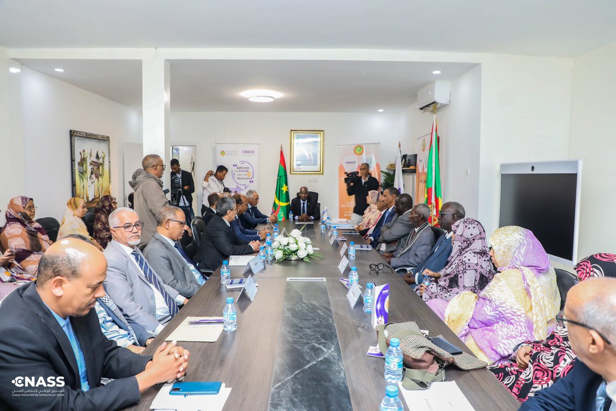 CNASSMauritanie's tweet photo. Signature d’une convention de partenariat entre la Caisse Nationale de Solidarité en Santé et le Centre National des Œuvres Universitaires (CNOU) à Nouakchott.

CNASS ✍🏽 CNOU 

#Mauritanie #Cnass #Santé #AssuranceMaladie #UE https://t.co/1DJnw5rKPC