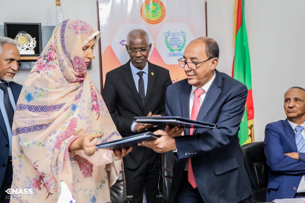CNASSMauritanie's tweet photo. Signature d’une convention de partenariat entre la Caisse Nationale de Solidarité en Santé et le Centre National des Œuvres Universitaires (CNOU) à Nouakchott.

CNASS ✍🏽 CNOU 

#Mauritanie #Cnass #Santé #AssuranceMaladie #UE https://t.co/1DJnw5rKPC