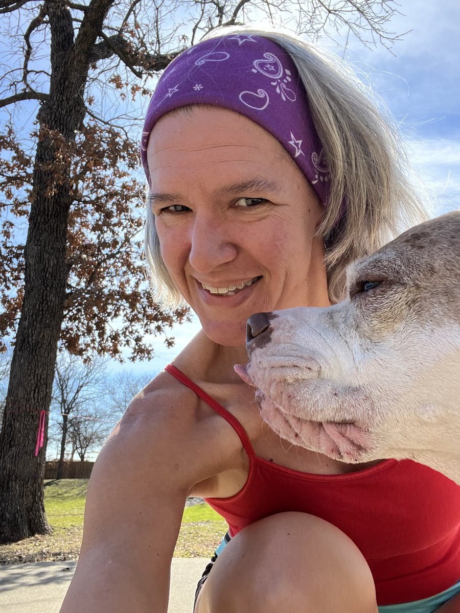 robynrdobbins's tweet photo. Sunny, warm walk with #DaisyRaven. She’s such a sweetheart.
I’m fueled by #NSNG #carnivore, but the sun brings my energy. It brings great joy to recharge after a week of clouds.
#MetabolicHealth #MeatHeals #MentalHealth
#Bipolar #depression #LMHR
#LessOfMeStories https://t.co/uI9a3kdqrF
