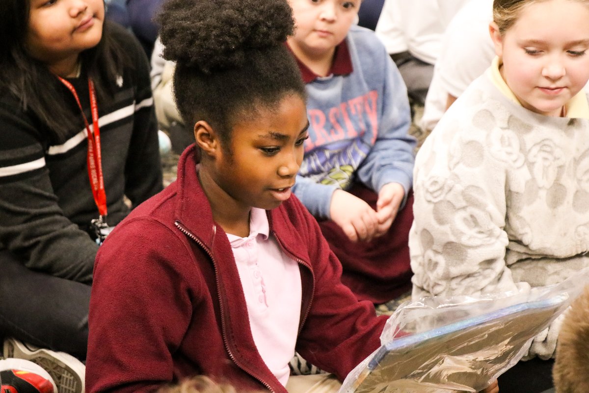 perrytwpschools's tweet image. Local artist Audwynn Newman stopped by Rosa Parks Elementary to talk with their fourth-grade classes. Newman has worked as a penciller for Marvel comics and has designed many characters and toys. These students have been studying famous African American artists to create an art…