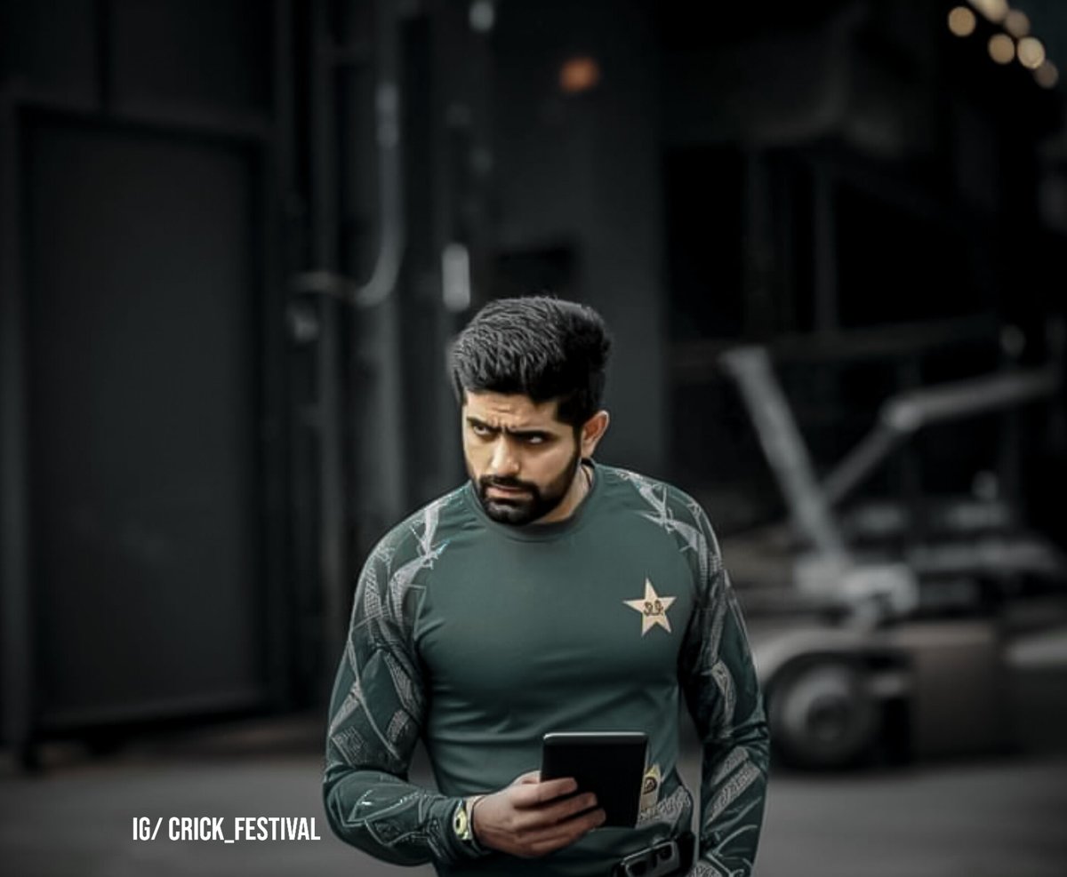 AzeemEdits's tweet photo. #AskBabar Kingoo g Mene aapki bahot c pics edit ki huii bahot zayada un mese ye Kuch ye hn..... kesi lgi?🥺🥺 https://t.co/gOM9thyGhi