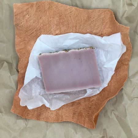 AfriArtisan's tweet image. Wild Lavender Natural Handmade Soap Bar Gift Wrapped with Barkcloth

afriartisan.etsy.com/listing/163073…

#HandmadeHour #giftforhome #homedeco #Gift #SocEnt #SEO #craft #onlinecraft #etsysale #etsygifts #UKGiftHour #shopsmall #supportsmallbusiness #shopindie #Soap #Barkcloth #Natural #Beauty