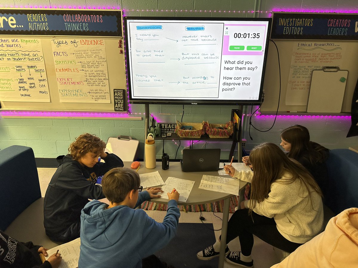 Mrs. Bartone tweet media