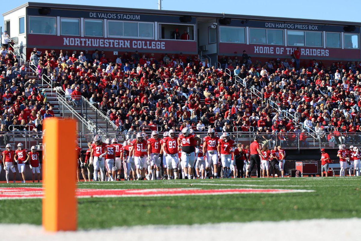 IsaiahPacker70's tweet photo. #AGTG After a great conversation with @CoachBKirch I am extremely blessed to receive my 4th offer from the 2022 NAIA champions Northwestern College! ⚔️🔴 ⚫️

@gridironarizona @DVThunderFB @ZachAlvira @PrepRedzoneAZ @azsaintsorg @JUSTCHILLY @HogsandDawgs @azcoachcarter @nwc_fb https://t.co/VIIvXNFmN9