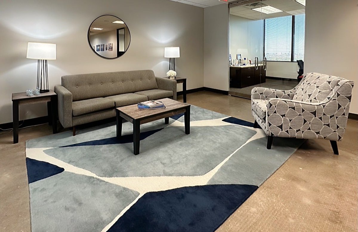 Embrace the New Year with ease! Let our team handle your relocation project's, so you can focus on what matters. At Switchplace, client satisfaction is our priority, and we're committed to providing top-notch customer care. hubs.ly/Q02jncpf0

#StressFreeRelocation