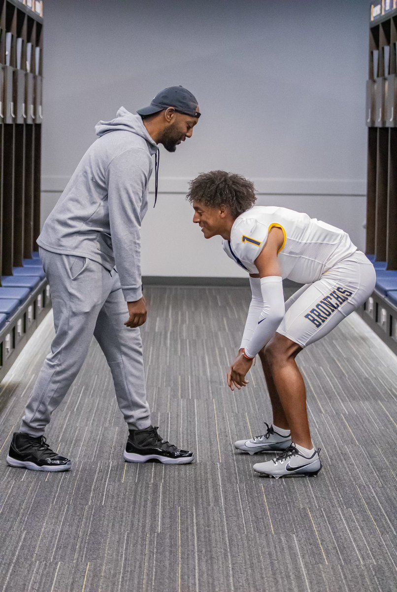 coachrpratcher's tweet image. Thanks @_CoachDonald @_CoachNeal_ for your hospitality and a great visit! @CamPratcher