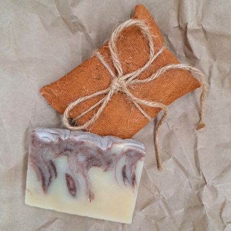 AfriArtisan's tweet image. Warm Spice Natural Handmade Soap Bar Gift Wrapped with Barkcloth

afriartisan.etsy.com/listing/163071…

#HandmadeHour #giftforhome #homedeco #Gift #SocEnt #SEO #craft #onlinecraft #etsysale #etsygifts #UKGiftHour #shopsmall #supportsmallbusiness #shopindie #Soap #Barkcloth #Natural #Beauty