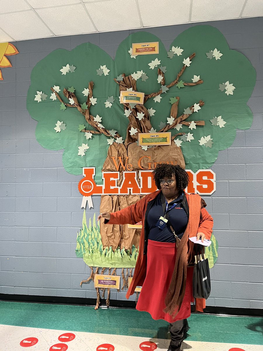 AlbeeDeb's tweet photo. Awesome school tours today! #LIMSymposium #Indiantrailsnc #Shilohvalleyprimaryschool https://t.co/TF7UEm6GNI