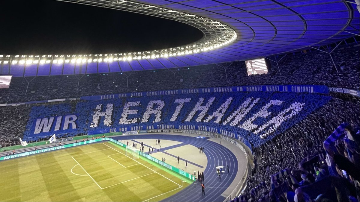 zwonull's tweet image. Lasst uns diese Gemeinschaft pflegen und stärken, um daraus Kraft zu gewinnen, die uns nicht nur träumen, sondern auch Ziele erreichen lässt!

#WirHerthaner #GemeinsamHertha #BSCFCK #HaHoHe