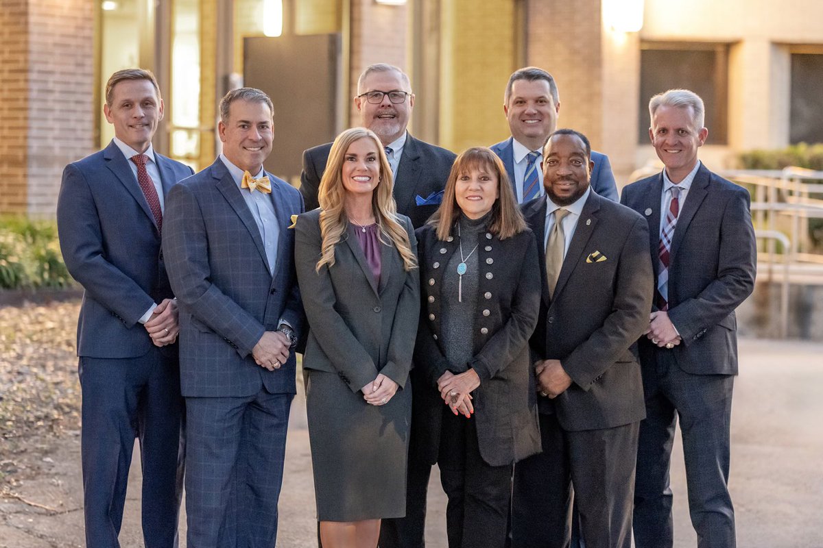 Last day of #SchoolBoardMonth, but we love &amp; appreciate these outstanding leaders of our #KleinFamily every day in <a href="/KleinISD/">Klein ISD</a>.❤️ They are genuinely excellent people &amp; a truly exceptional team. Grateful &amp; proud to serve our Klein community alongside them every month of the year!