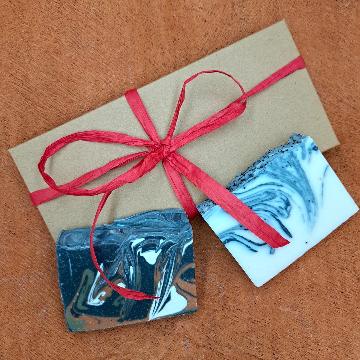 AfriArtisan's tweet image. Mint and Charcoal Natural Soap Wellness Gift Box Gift Wrapped with Barkcloth

afriartisan.etsy.com/listing/163060…

#HandmadeHour #giftforhome #Gift #SocEnt #SEO #craft #onlinecraft #etsysale #etsygifts #UKGiftHour #shopsmall #supportsmallbusiness #shopindie #Soap #Barkcloth #Natural #Beauty