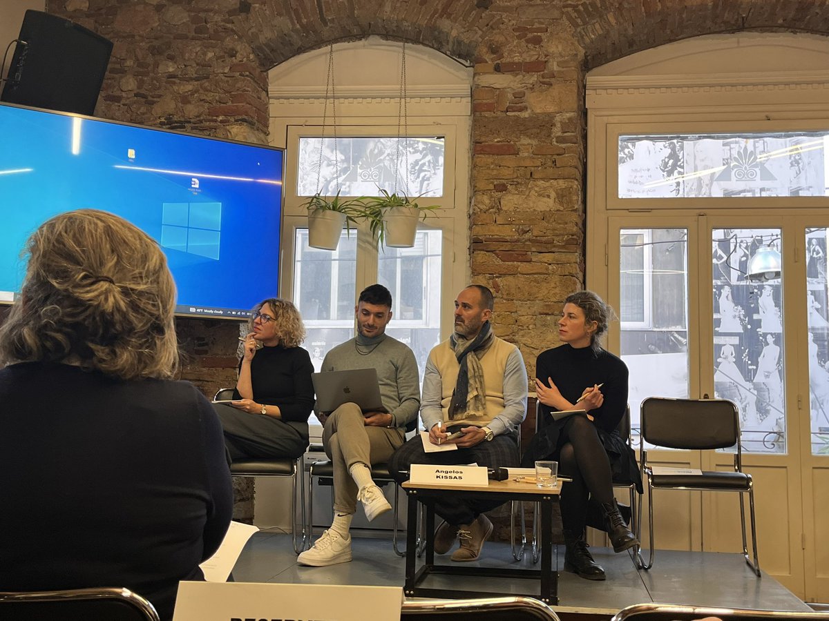 New media report by EU <a href="/Mediadelcom/">MEDIADELCOM</a>. The Horizon project focuses on finding risks and opportunities in media in 14 EU countries. Greece represented by <a href="/eliamepgr/">Eliamep</a> . Glad I took part in the first years in citing @ekomemedia among main national actors on #medialiteracy.