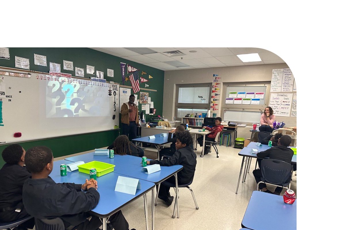 During #NationalMentoringMonth, Kwasi Osei-boateng, sr. facilities engineer at Toledo Propulsion Systems visited students at Martin Luther King Jr. Academy for Boys to share valuable problem-solving skills. We thank Kwasi for inspiring the next generation in our Toledo community!