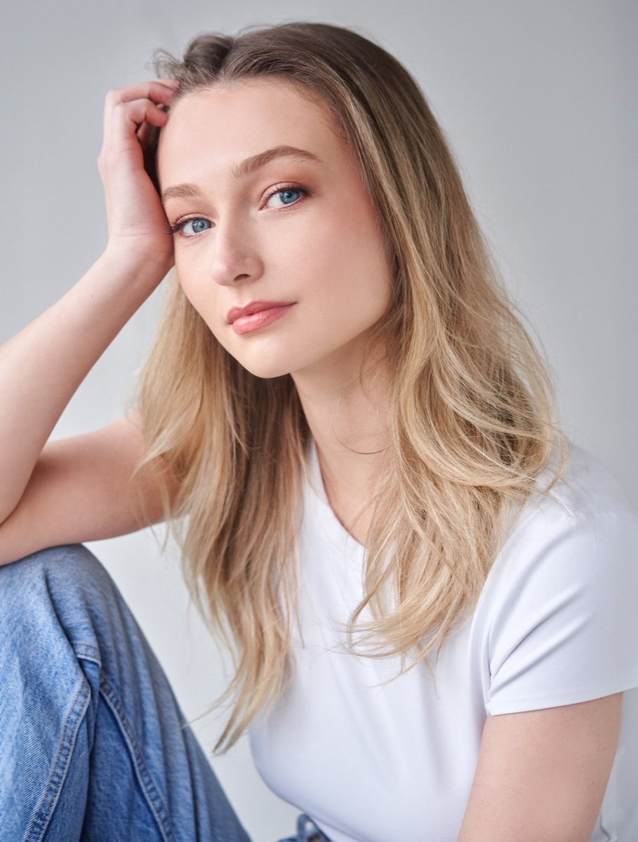 Interview with Avesso Magazine! ☺️

Read the full interview here ♥️

avessomagazine.com/top-stories/in…