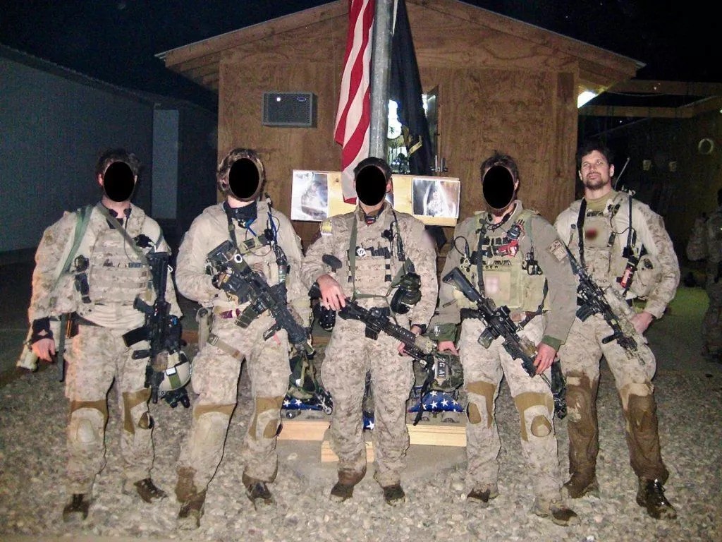 WilliamWWarwick's tweet image. Well, I made a promise to finish it. Just left office of a federal agency. We shall see if there is still justice in America - we will put that to the test.

What would Adam do?

#adambrown
#fearless
#DEVGRU
#ALL41
#Truth 

@gregblack_ET 
@g_knapp 
@Coleyufo 
@loganblack