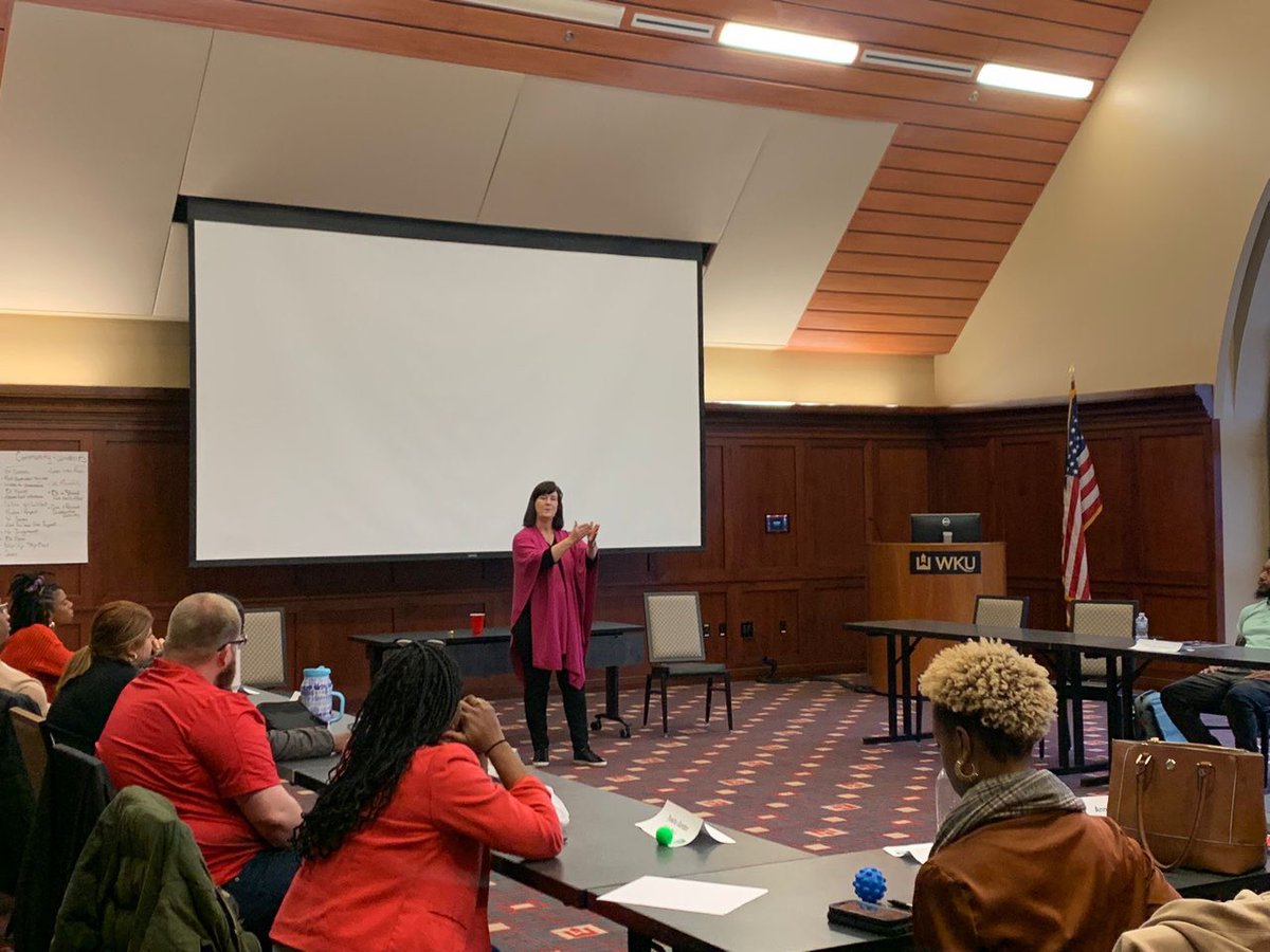So great to meet the new cohort of <a href="/NLC_Kentucky/">NLC Kentucky</a> fellows and talk with some impressive up-and-coming leaders. Thanks for coming to Bowling Green for your LEAD weekend to kick off your training and start building community!
