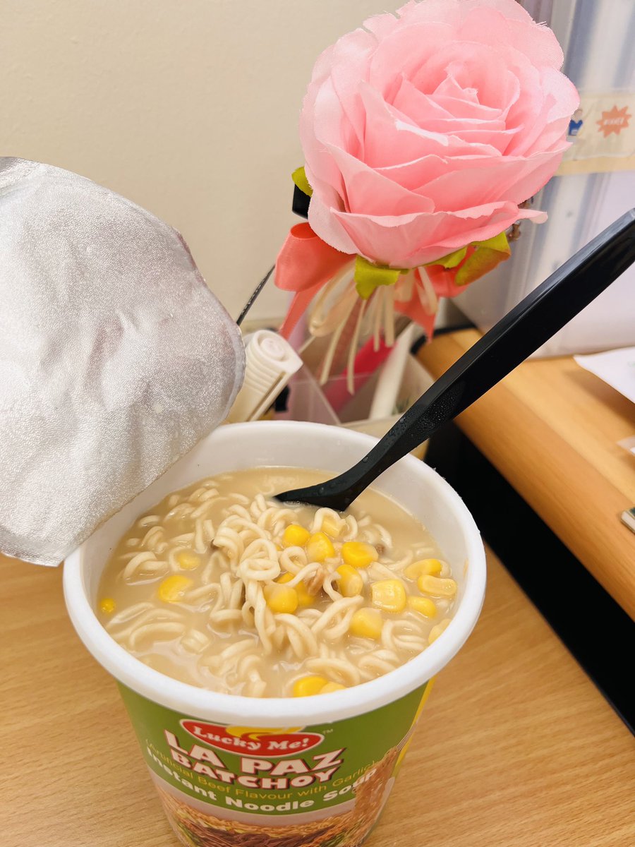 lavleeferlenssi's tweet image. Lunch #AtWork 🍜 -#LaPazBatchoy