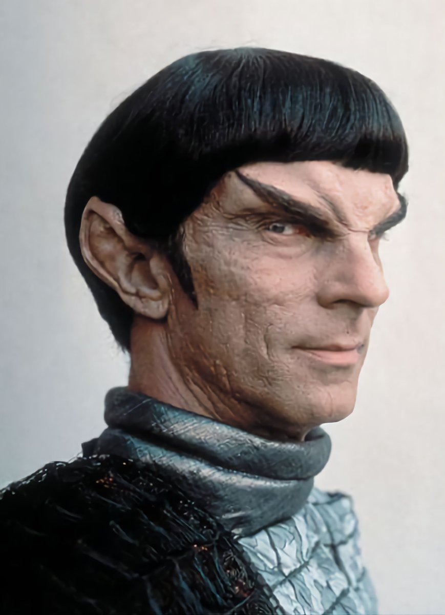 omicrontheyta's tweet image. my therapist: romulan Marc Alaimo isnt real he can’t hurt you
romulan marc alaimo: