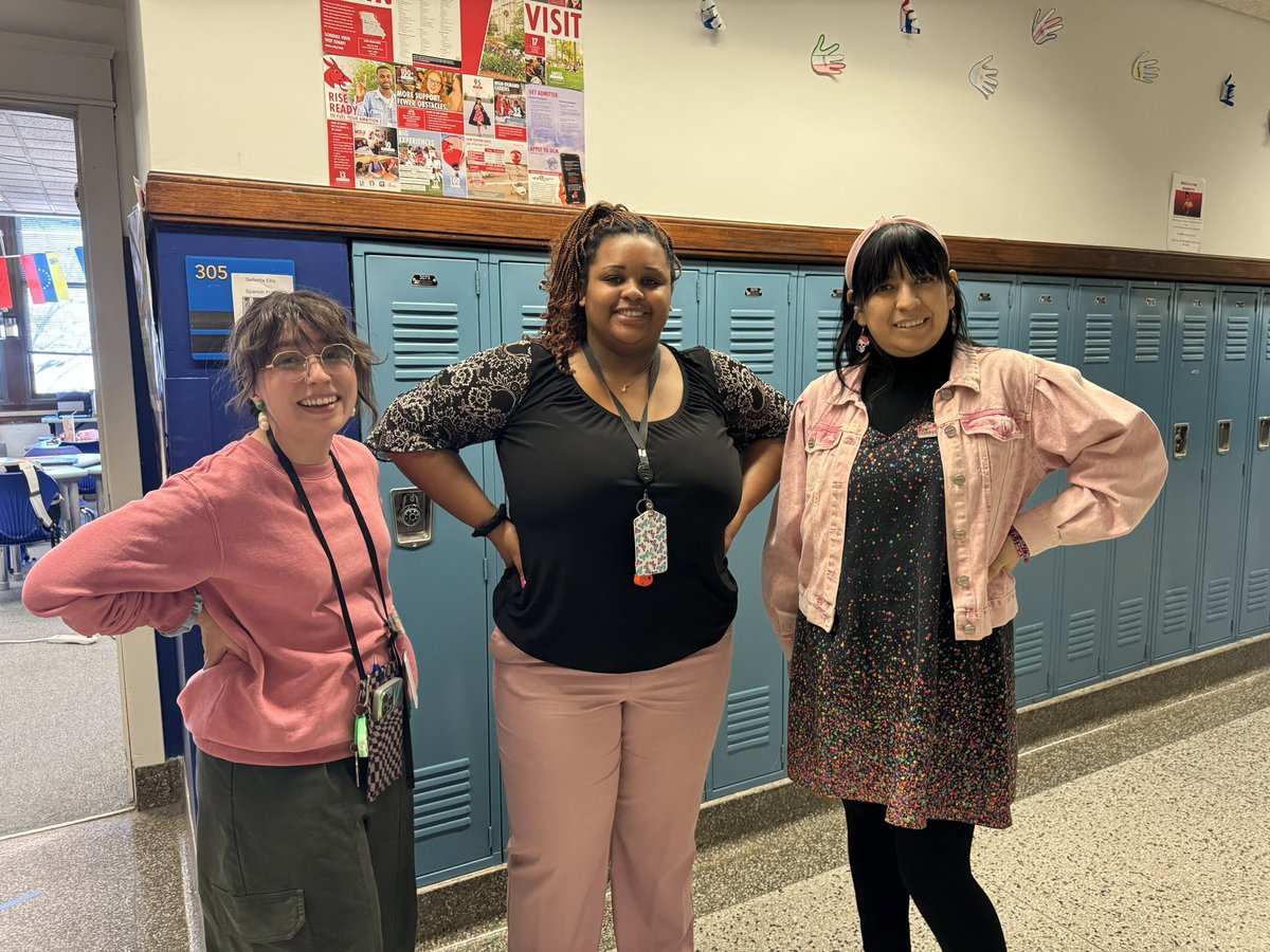 On Wednesdays we wear pink. 💅