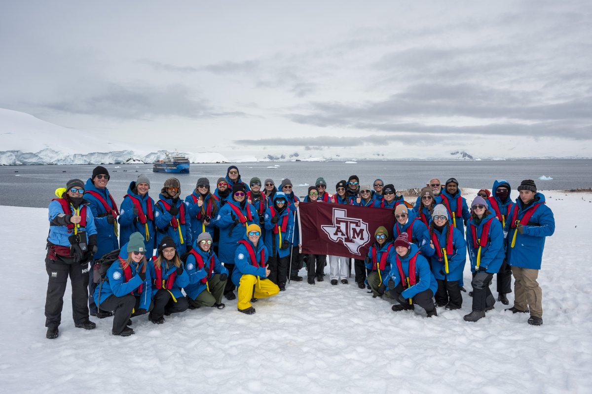 TAMU's tweet photo. For the first time in @tamuglobal's history, 36 students, faculty, and staff from across campus traveled to Antarctica!

The group spent two weeks exploring, researching, and learning about the fragile environment at the bottom of the globe. https://t.co/7rHPA455Pc https://t.co/8qxMQjDVIM