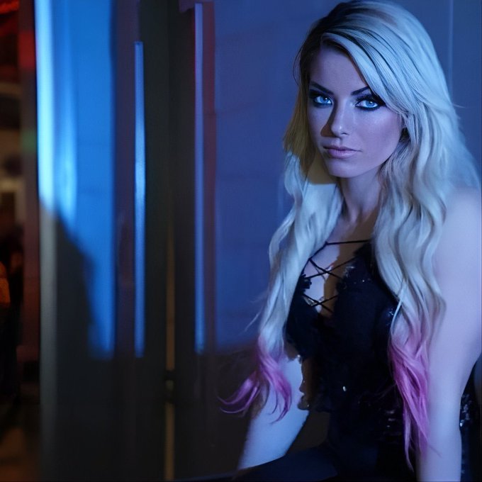 Bad girl vibes 🥵🥵🥵 #AlexaBliss #WCW https://t.co/17Nw82jLBS<a href="/tag/alexabliss"class="tags">#AlexaBliss</a><a href="/tag/wcw"class="tags">#WCW</a>