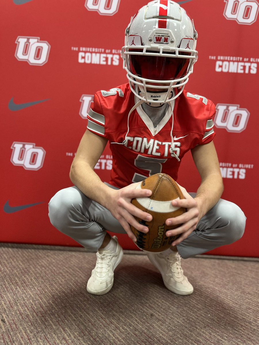 After a great visit, I am blessed to receive an offer from <a href="/UOlivetfootball/">The University of Olivet Football</a> <a href="/CoachMoose2/">Dan Musielewicz</a> 🔴⚪️!  <a href="/TheD_Zone/">The D Zone</a> <a href="/MichFBFrenzy/">Michigan Prep Frenzy</a> <a href="/PrepRedzoneMI/">Prep Redzone Michigan</a>