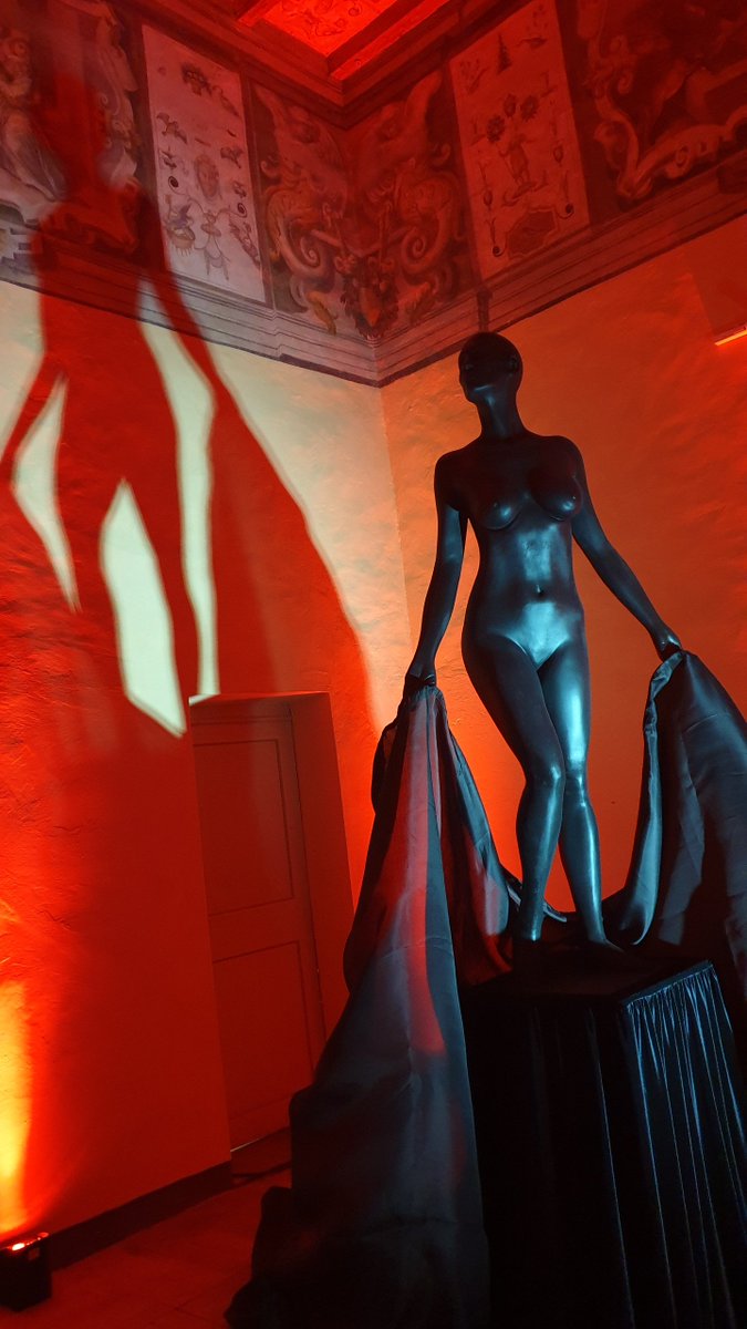 biondox's tweet photo. Evento 3 con Nesta e Beppe Signori #artcity https://t.co/EYr6GYzV6R