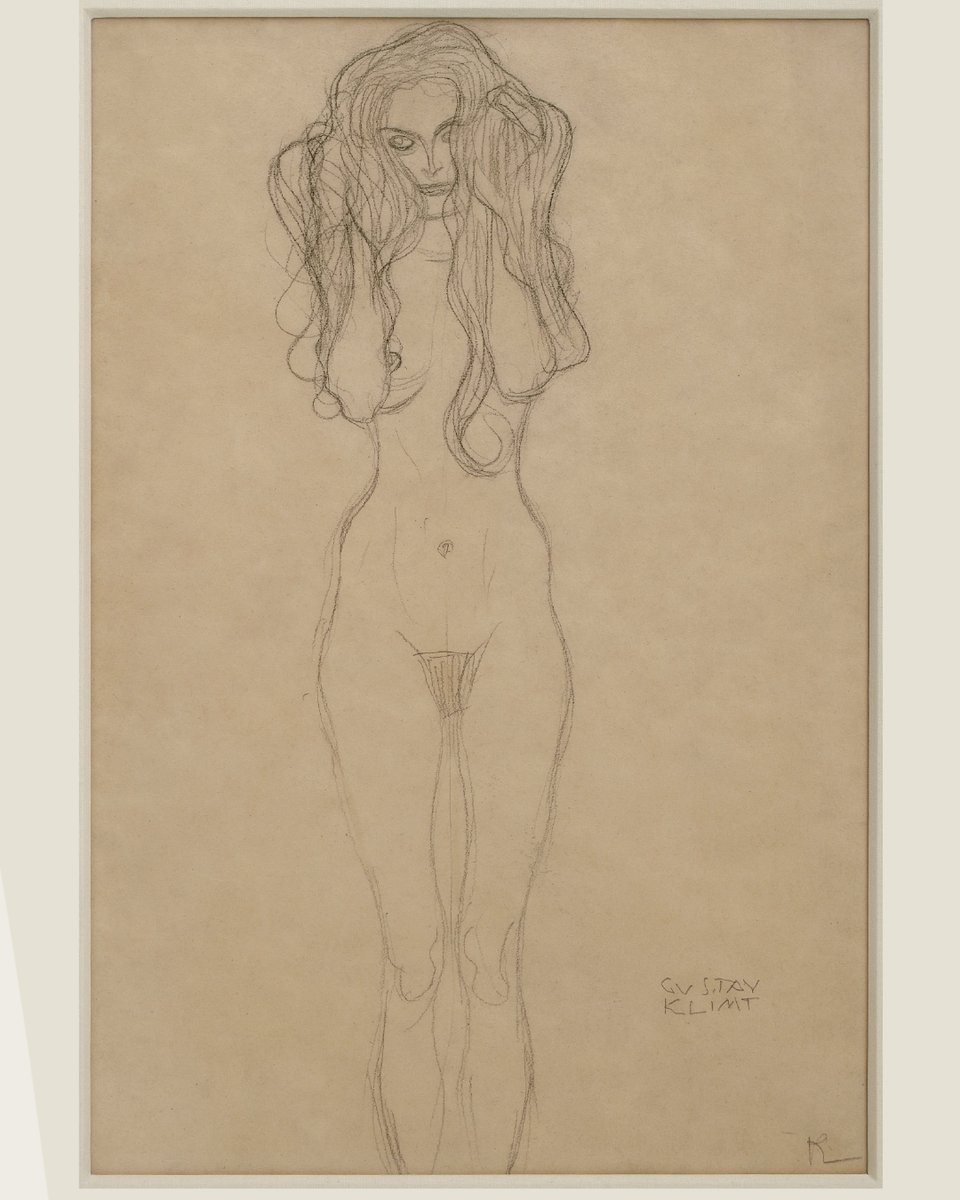 MasterDrawingNY's tweet photo. #MDNYShowcase⁠
⁠
Gustav Klimt, Stehender Frauenakt von vorne, Standing Female Nude from the front | Study for Beethoven Frieze - The Hostile Forces, 1901-02. black chalk on paper. Image Courtesy of TREZZA. On view during MDNY 2024!⁠
-⁠
Exhibitor: TREZZA https://t.co/ArHy5Di1n6
