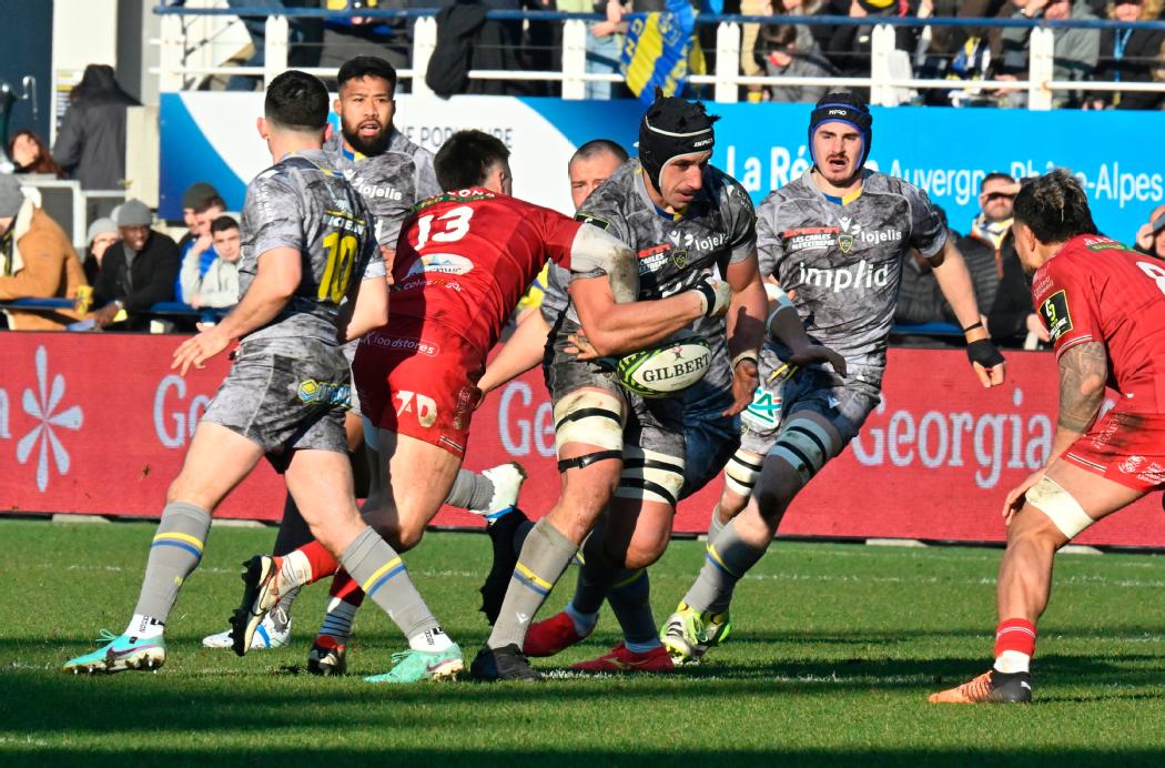 LaMontagne_TDS's tweet photo. Rugby | Top 14 
ASM Clermont : plus consistant, plus constant, Tomas Lavanini est aussi devenu exemplaire au niveau de la discipline
▶️https://t.co/EpDhnRhLPx https://t.co/FLnm5vjPkh