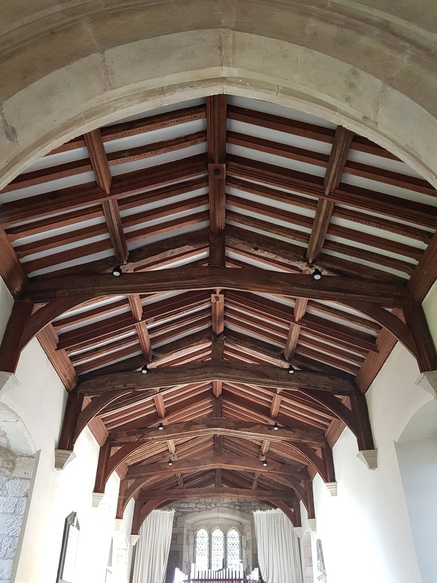 TheHistoryMouse's tweet photo. These are #TheTopThree #ChurchRoofTimbers from #TheWinterScamper2023 in the #NadderValley. The Mouse traditionally celebrates a good roof on Wednesday and this week is no different. Such contrasts. #FovantChurch #BarfordStMartinChurch #TeffontEviasChurch #Woodensday https://t.co/JFT95RBpdT