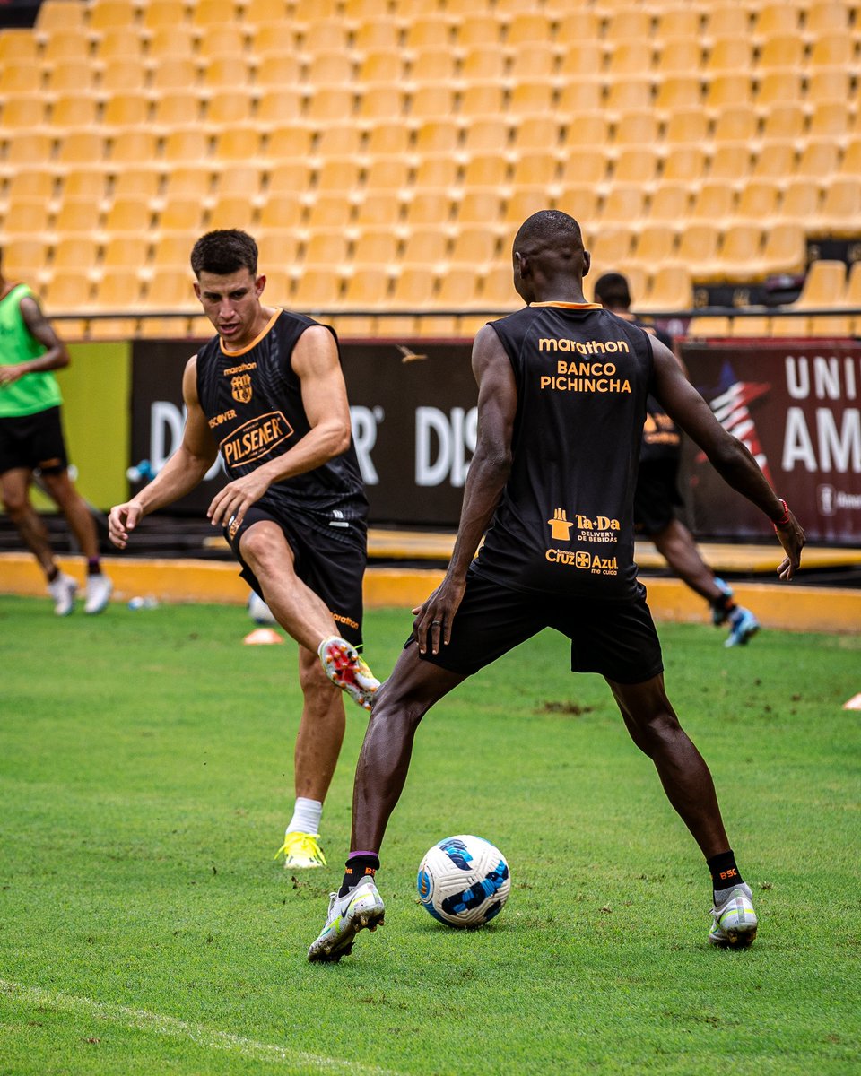 BarcelonaSC's tweet photo. Ya empezamos nuestra segunda jornada de #PretemporadaBSC2024 del día 👊🔥

📍Estadio Banco Pichincha https://t.co/Y7Rb9TT0na