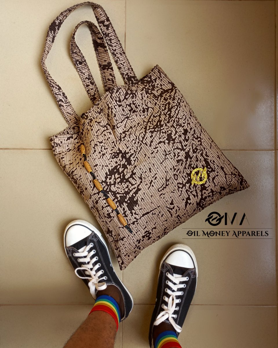 OilMoneyApparel's tweet photo. OMA Totes are made to last, so don't be afraid to take yours on all your adventures &amp; create great memories together. 🤗 https://t.co/5dmpG19PPt