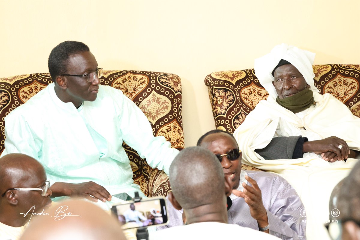 amadou_ba_'s tweet photo. Toute ma gratitude à Serigne Bassirou Anta NIANG, Serigne Mame Thierno MBACKÉ, Serigne Moustapha MBACKÉ, Serigne Bassirou MBACKÉ, pour leur sagesse et leurs prières. Les cités religieuses doivent être portées par toutes les infrastructures nécessaires à leur essor.
#kebetu #senegal #AmadouBa