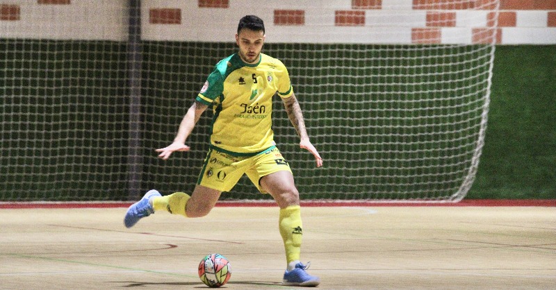 JaenFS's tweet photo. 📝 CRÓNICA | Chilluévar cierra la gira por la provincia jienense

#⃣ CDA Chilluévar AM System 0-8 @JaenFS

⚽️ @JoaoSalla05 x2, @renaescuro, @danizurdo17, @Carlosrdrgz19 x2, @arnonc96 y @ManuDelMoral14  

📲 Ya disponible en la web:

#SomosJaén💛