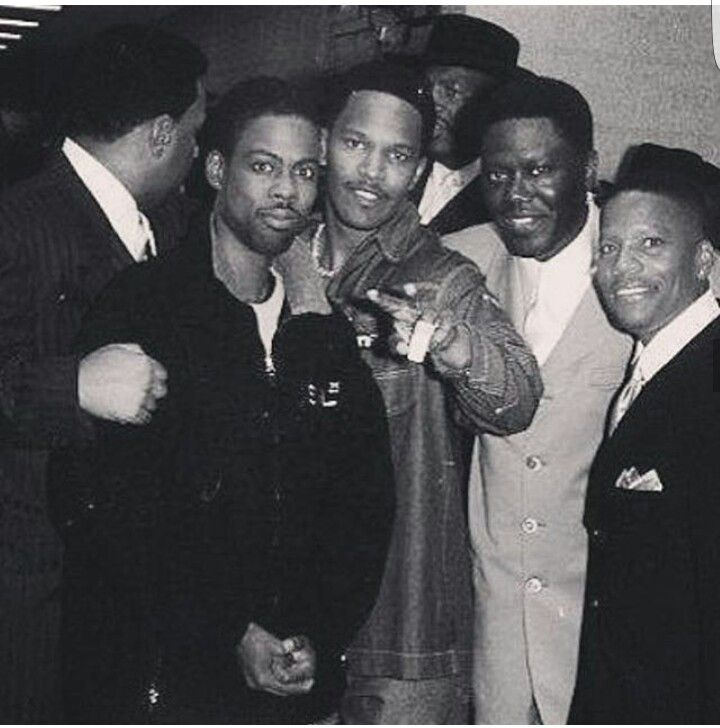Steve Harvey, Chris Rock, Jamie Foxx, Bernie Mac & D.L Hughley 📸 Who is your favorite comedian out of these guys❓
