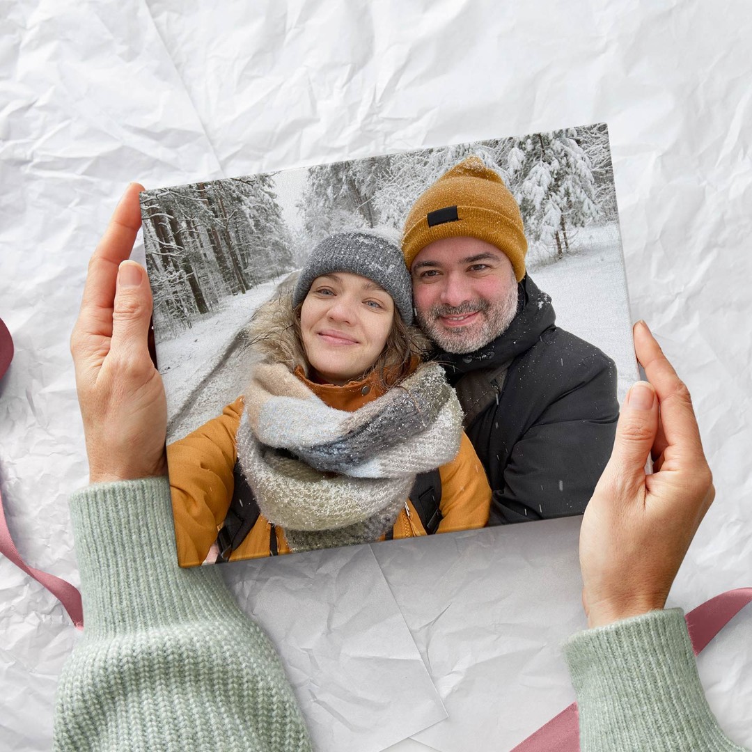 Impress your sweetheart this Valentine's Day with a custom photo gift that reminds them of your love. Order by tomorrow with Standard Shipping to get Valentine's Day gifts on time. 

Shop now -> kodakmoments.com