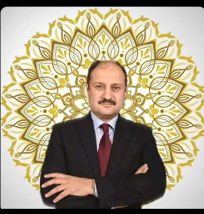 MahmutA67144498's tweet photo. Bilmeyen ve bilmediğini bilen çocuktur ona öğretin bilen ve bildiğini bilmeyen uykudadır onu uyandırın bilmeyen ve bilmediğini bilmeyen aptaldır ondan sakının bilen ve bildiğini bilen liderdir onu takip edin. 
#MehmetKasımGülpınar 
#liderimiz
#3subat
#siverek 
#UrfaGençRefah https://t.co/nYwDXGEcaa